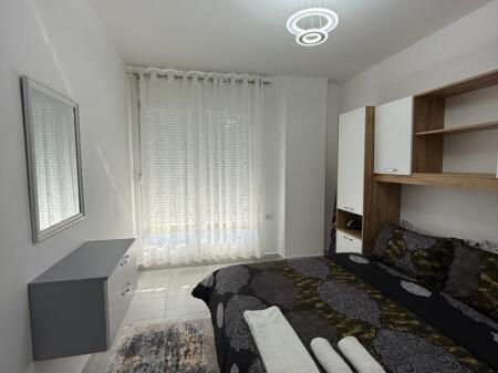 🏡 Me Qira – Apartament 3+1+2
