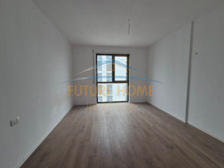 Shitet, Apartament 2+1+2, Kompleksi Akses Tirana.
