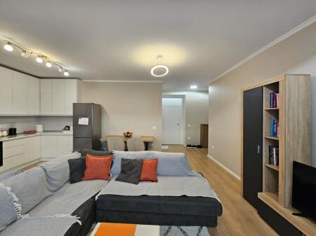 Appartamento 2+1+2 in vendita vicino al Giardino Botanico vicino alla Moschea!