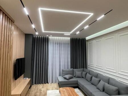 🏢Tek Liqeni i Thate,prane Bar Sereno jepet me qera apartament 2+1+2+post parkimi ,i sapo mobiluar 1,500 €