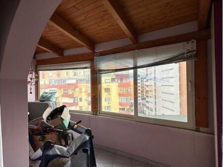 We have an apartment for sale in the Molla Complex in the Unaza e Re area.