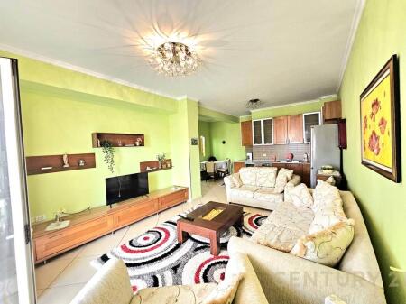 APARTAMENT 2+1 PER QIRA PRANE ZOGUT TE ZI