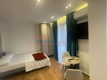 4 Garsoniere ne shitje Bllok Tirane