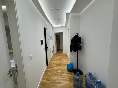 Zyre me qira ne Lake View Residence