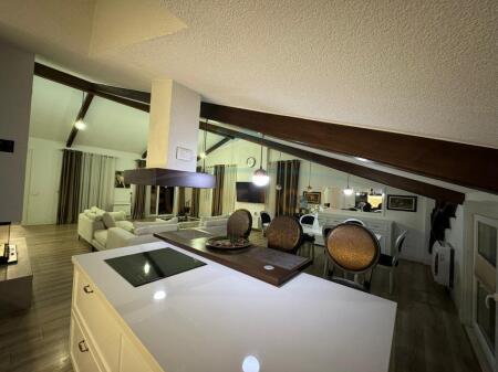 Affitto, Appartamento 3+1+3 presso "Secret Garden"