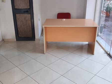 🏢 Locale Commerciale in Affitto nella Zona di Astiri Vicino alla Rotonda