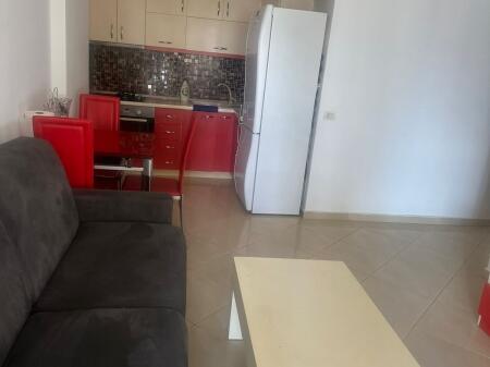 Apartment 1+1, Astir!