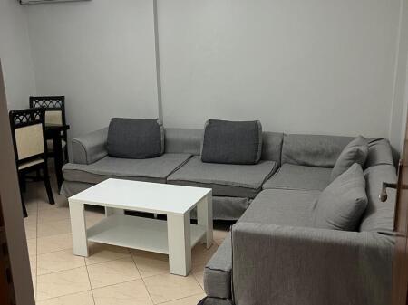 APARTAMENT ME QIRA 1+1 - SHKOLLA E BASHKUAR