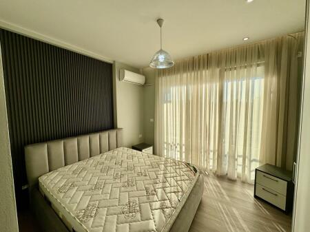 -Apartament - Për Qira - Stacioni i Trenit-