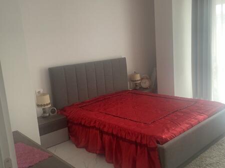 Tirane, jepet me qera apartament 1+1+Ballkon Kati 1, 75 m² 500 € (Hysni gerbolli) Don Bosko