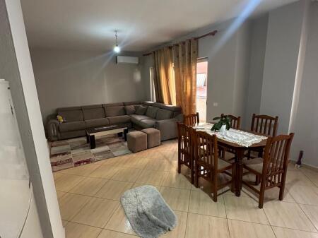 JEPET ME QIRA 1+1 ASTIR 43.000 LEKE