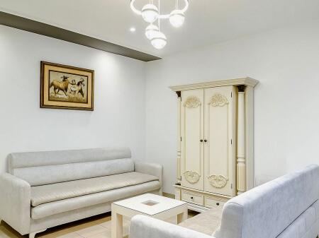 📣 QERA Apartament 1+1 📍 Qender Tirane, Prane Kafe Flora ✨