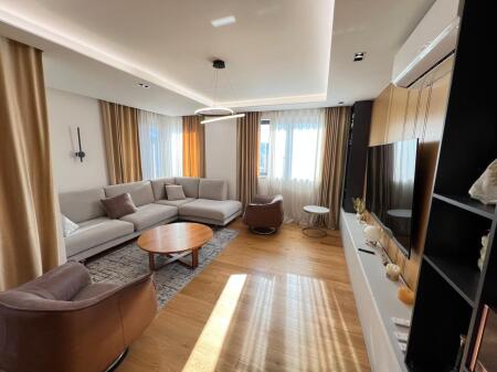 Appartamento In Affitto 3+1+Posto Auto ad Astir (ID B230180) Tirana