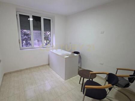 Business premises-office, 21 December, Beside the Main Road