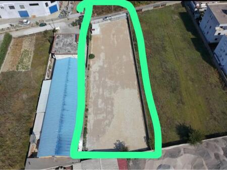 TOKE NE QERA 2000 M2 PRUSH 100.000 LEKE