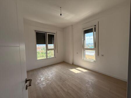 Shitet, Apartament 2+1, Paskuqan, Tiranë.