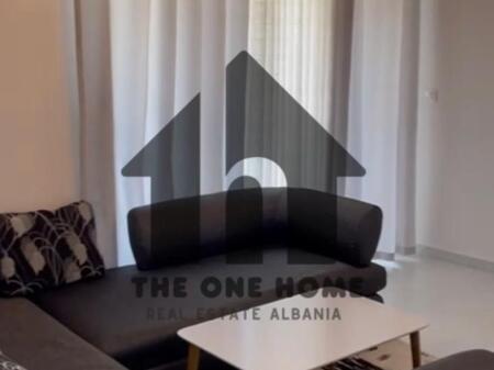 Qera 1+1 Zogu Zi .Sapo mobiluar