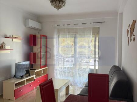 Jepet me qera apartament 1+1 ne Astir.