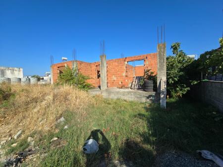 SHITET NDERTESE 1 KATESHE KARABINA NE KENETE DURRES