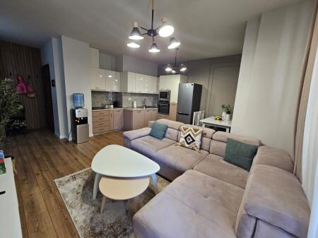 Appartamento 2+1 in affitto in Via Elbasani!