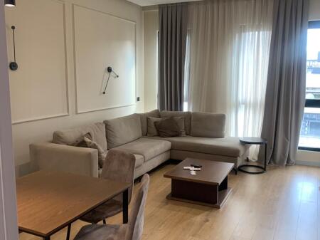 Super ap 1+1 tek 21-dhjetori ( square 21 )