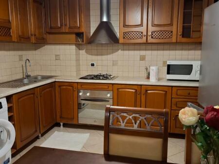 Apartament 2+1 me qira ne Bllok