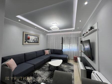 Apartment 2+1+storage for sale in the Botanical and Zoological Garden area, Tirana.