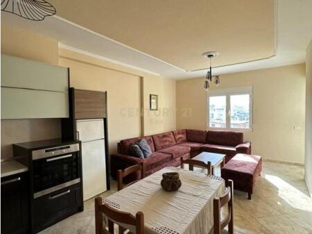 JEPET ME QERA APARTAMENT 3+1+2+GARAZH, PRANE ISH-URT,DURRES !