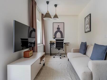 Appartamento In Affitto 1+1 Vicino 5 Maji (ID B2101327) Tirana