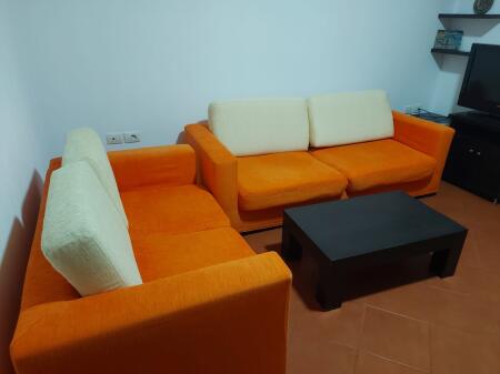 Apartament me qera 1+1