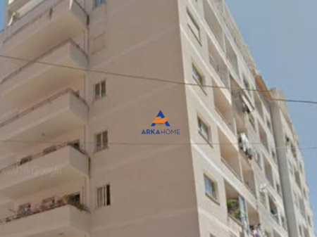 SHITET APARTAMENT 1+1+BALLKON "RRUGA ARTIN BASHA,PALLATET DERVENI" 130.000 EURO