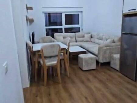 🏢Ne zonen e Ali Demit,Rezidenca Kadiu jepet me qera apartament 1+1,i sapo mobiluar.45,000Leke    