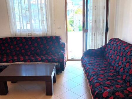 ✅️Jepet Hyrja 2+1 me Qera ne Porcelan