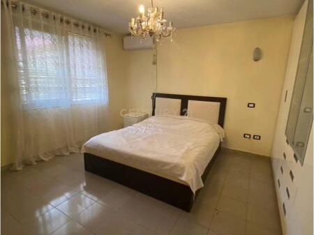 SI AFFITTA IL SECONDO PIANO DI UNA VILLA A BRRYL