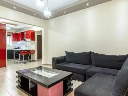 Apartament Me Qera 2+1 tek Stacioni i Trenit (ID B2201579) Tirane
