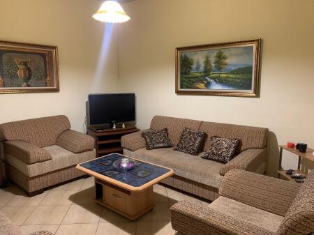 Apartament 1+1 per qira tek Rruga Siri Kodra.