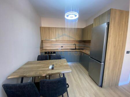 Appartamento 1+1, in affitto a Selvia, Tirana.