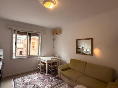 🏠 APARTAMENT 2+1 ME QIRA + DEPO 📍 Rruga e Kavajës, përballë SQ21