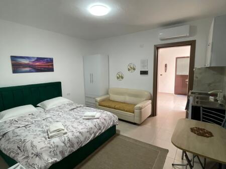 Garzoniere me qera, pranë Urës së Dajlanit, Durrës