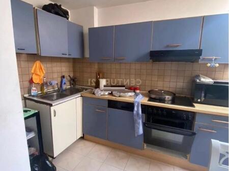 OFFERTA IN AFFITTO IL SECONDO PIANO DI UNA VILLA NELLA ZONA DI BRRYLI