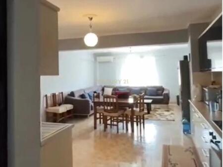 Apartament 2+1 me Qira – Afër Universitetit “Zonja e Këshillit të Mirë”, Tiranë