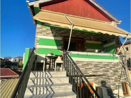 Land+Building for sale in Shkoze at the Tractor Factory 200,000 €