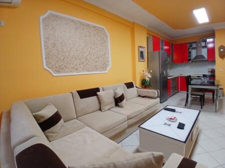 In Affitto Appartamento 2+1+2 Bagni + 2 Balconi