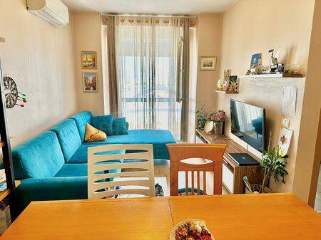 Shitet, Apartament 2+1, Kompleksi Magnet, Rruga Ndre Mjeda, Tirane.