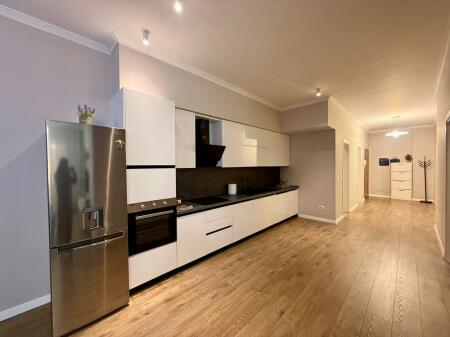 apartament me qira , komuan e parisit 2+1+2