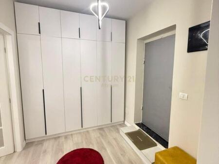 🏙️ Apartment 1+1 for Sale – Near New Bazaar, Tirana