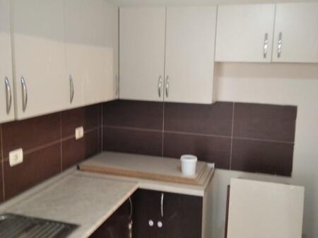 🏠 Apartament 1+1 me qira – Përballë Ring Center, Zogu i Zi