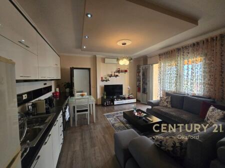 VENDESI APPARTAMENTO 2+1 PRESSO L'EX CAMPO DELL'AVIAZIONE!!