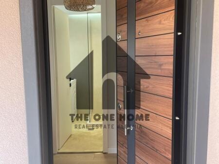 Ufficio in affitto - Myslym Shyre . 20m2 / Via Principale.