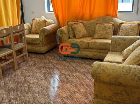 Ne Fresk, Jepet Me Qira Apartament 1+1, Me Lokacion Perfekt !!!